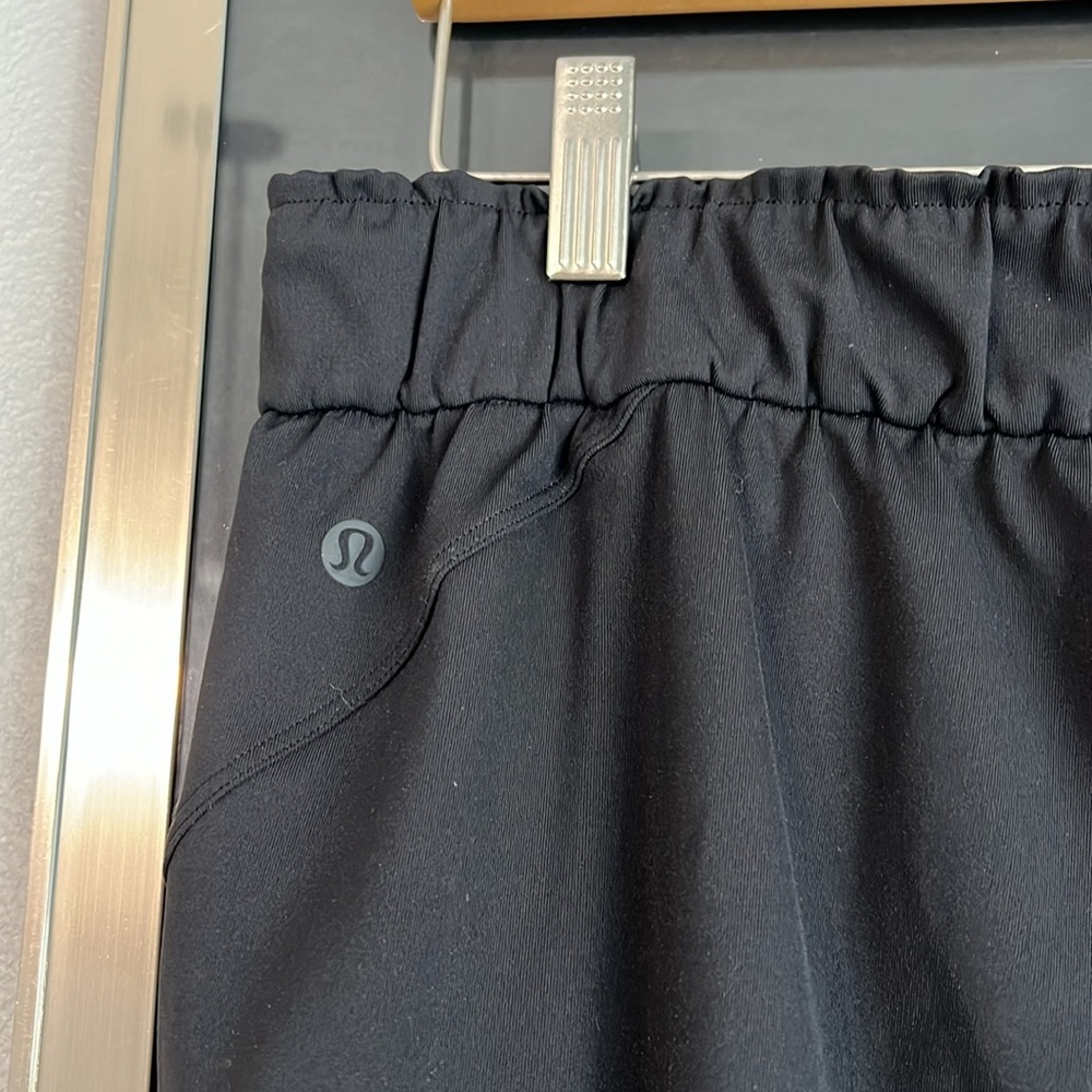 Lululemon women’s black drawstring slack pant size 14 Worn twice.